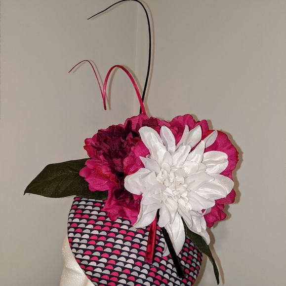 Headpiece Hat Fascinator Kentucky Derby Gold Cup - Picture 2 of 3